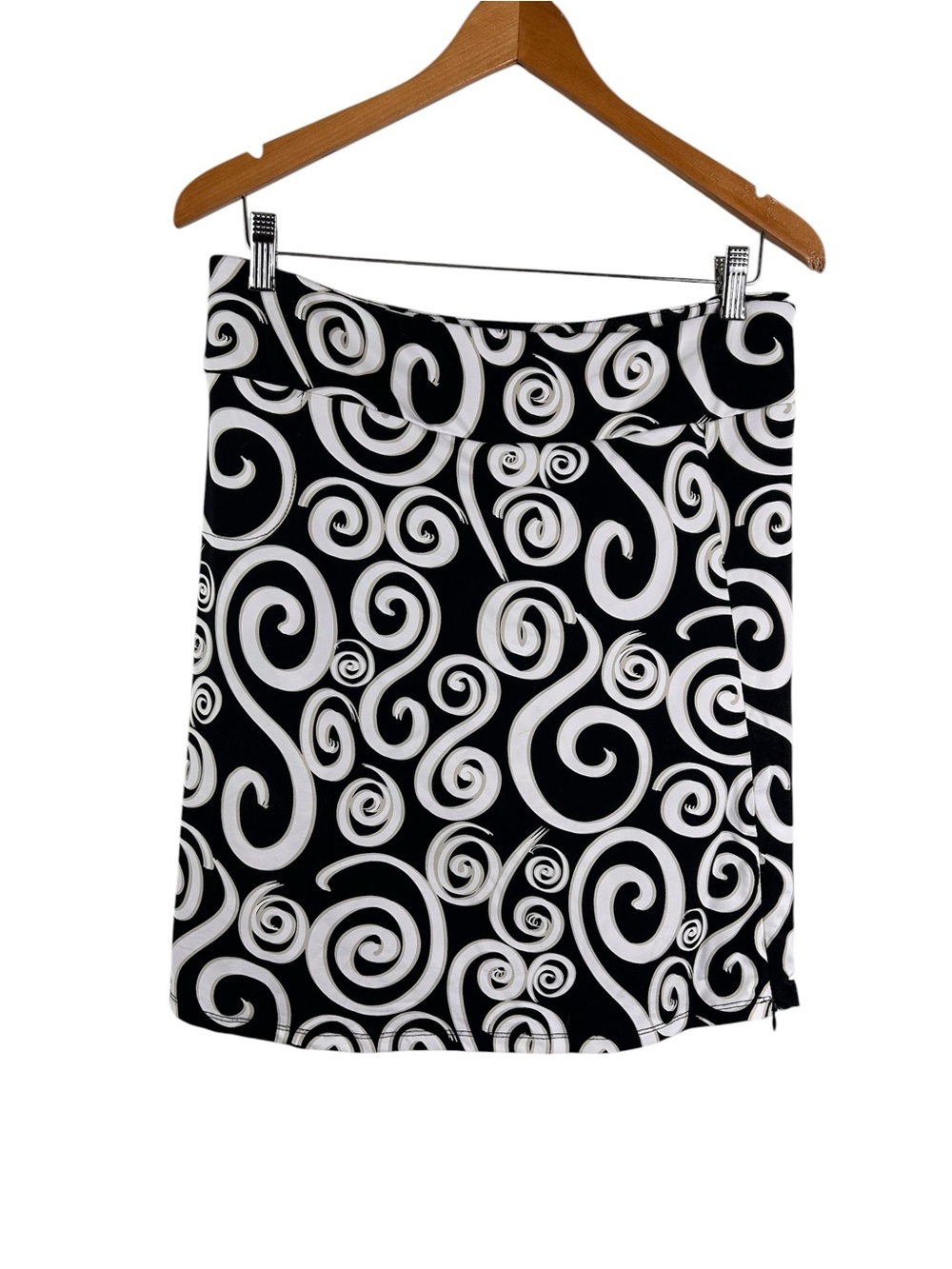 Lulu-B Black & White Swirl Print Women's skort